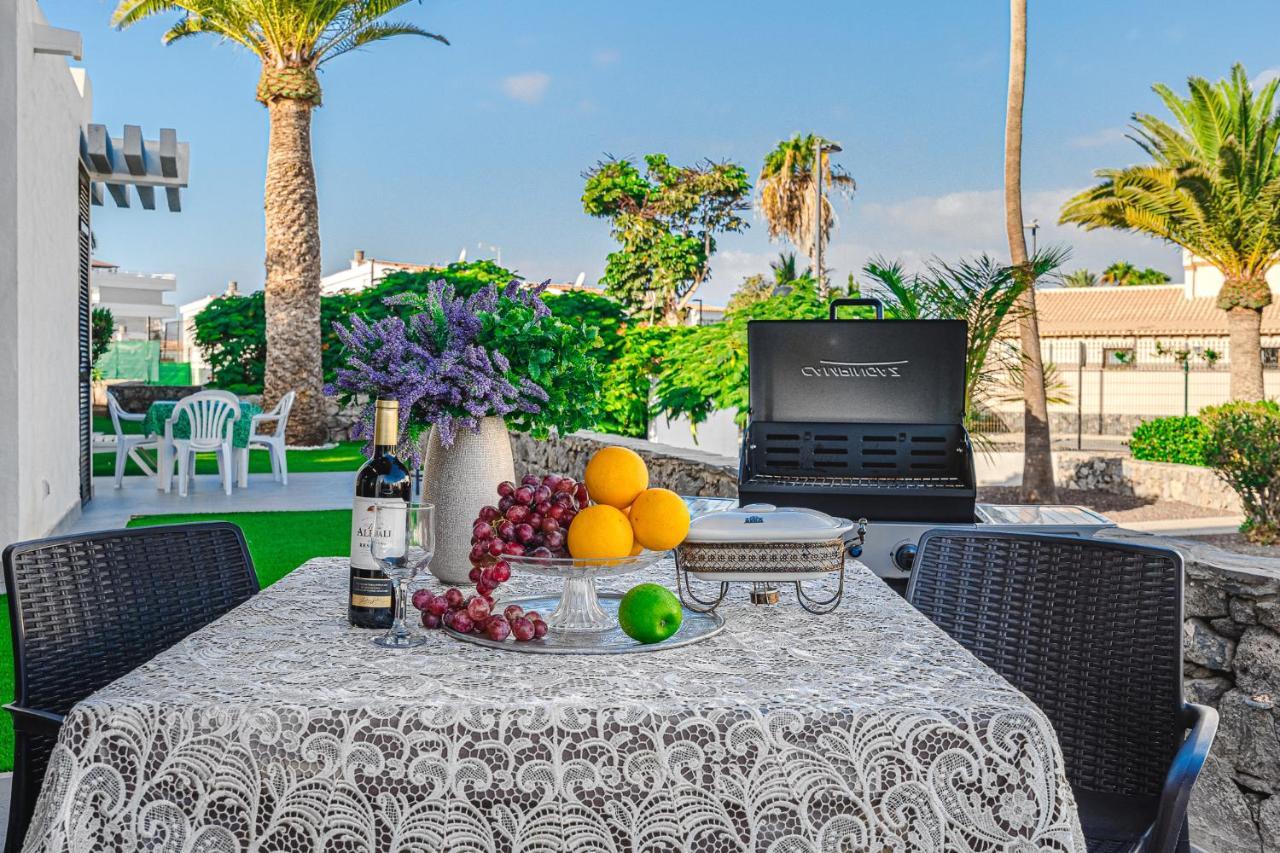 Bungalow -2 Minute From The Beach. Playa de las Americas  Bagian luar foto