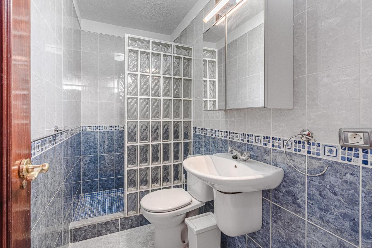 Bungalow -2 Minute From The Beach. Playa de las Americas  Bagian luar foto