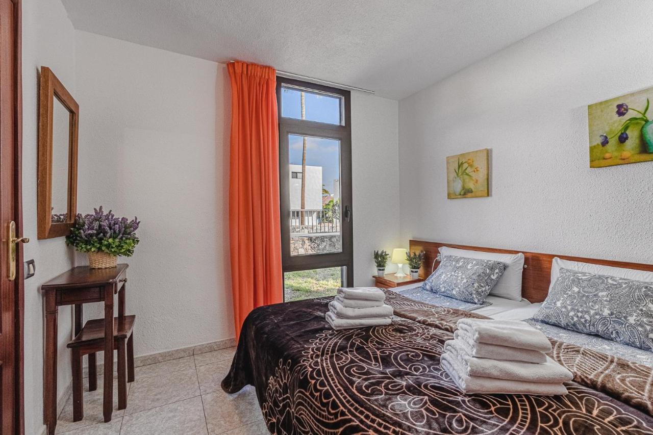 Bungalow -2 Minute From The Beach. Playa de las Americas  Bagian luar foto